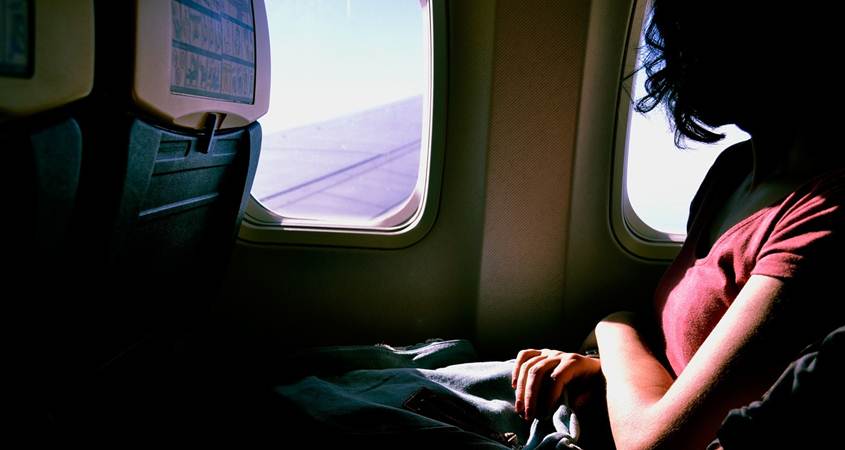 avion-sediste-pored-prozora_1.jpg
