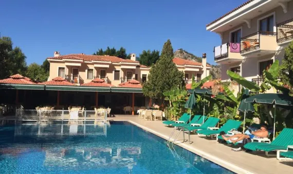 Perdikia Beach Hotel 3* | Fetije