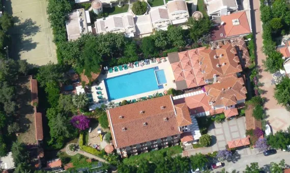Perdikia Beach Hotel 3* | Fetije