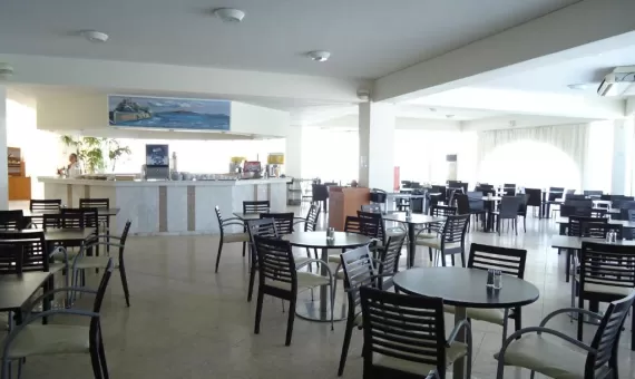 SEA GARDENS RESORT 3* - sa doručkom i bazenom na plaži  - NOVO!