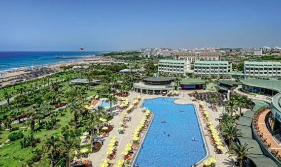 VON RESORT GOLDEN BEACH | Side
