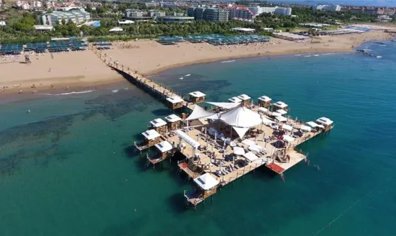 VON RESORT GOLDEN COAST 5* | Side