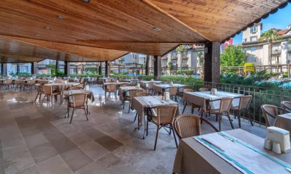ORFEUS PARK HOTEL 4* | Side