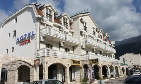 Hotel Loza 2* | Budva