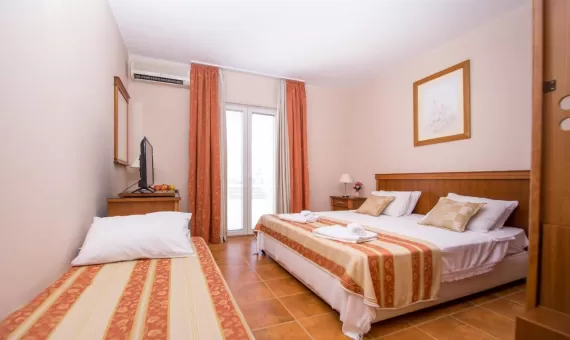 Vila Lazovic