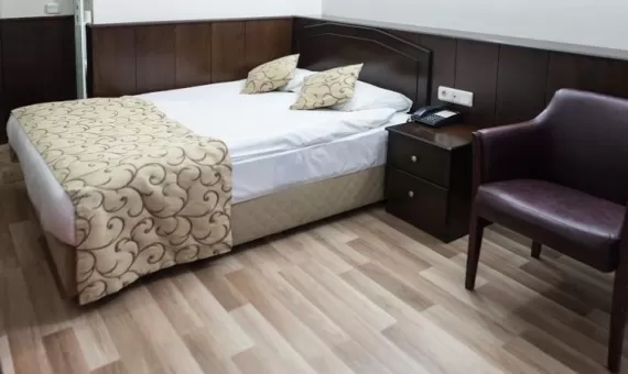 Hotel Lal 3*