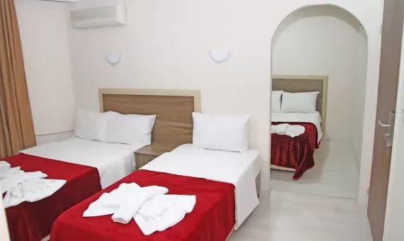 Hotel Marina City 3*