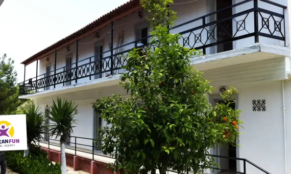 ELENI APARTMENTS 2*