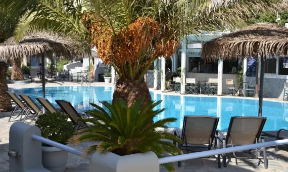 Zephyros Hotel 3* | Santorini