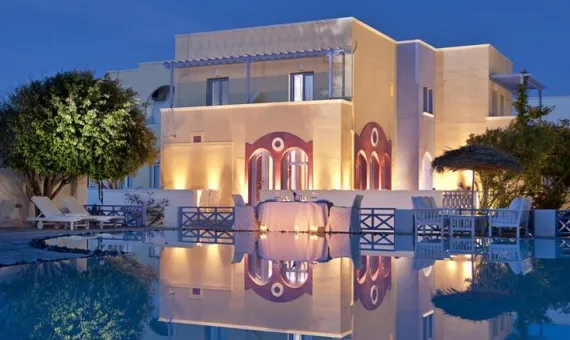 Aqua Vatos Hotel 3* | Santorini