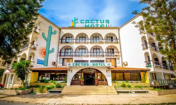 Cactus Hotel 2* | Larnaka