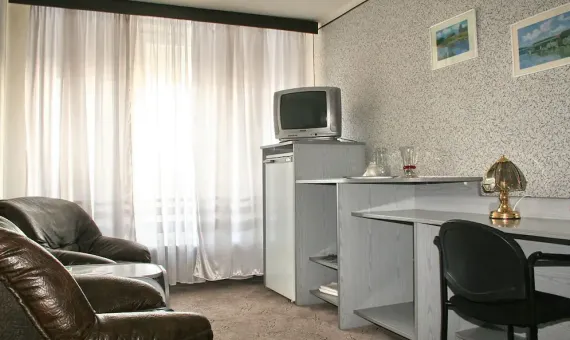 Hotel Cosmos 3* | Kišinjev