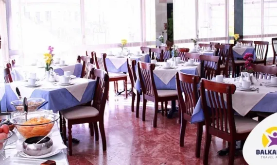 Hotel Apollo 3*