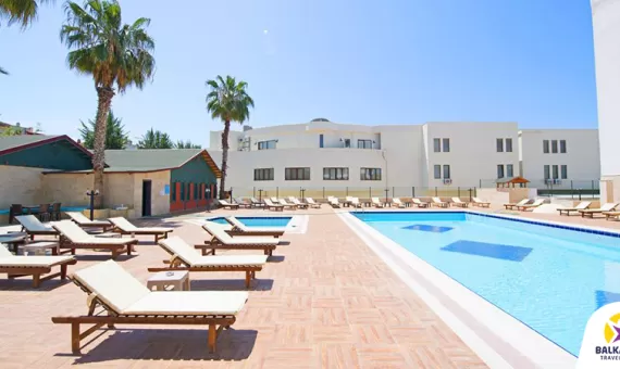 Aima Beach Resort &amp; Spa hotel 4*