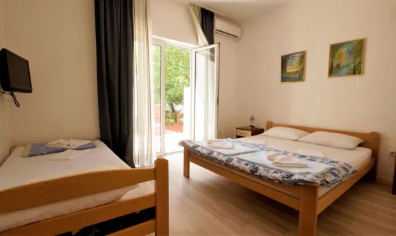 Hotel Jovana 3*