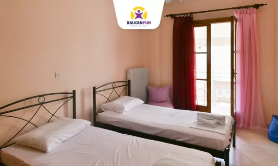 VILA KIKI STUDIOS &amp; APTS