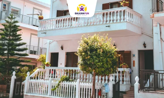 VILA KIKI STUDIOS &amp; APTS