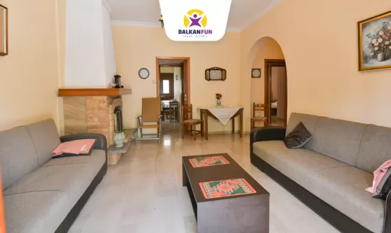 VILA KIKI STUDIOS &amp; APTS