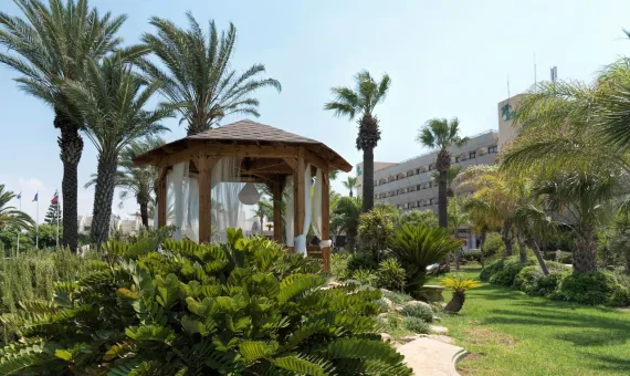 Palm Beach Hotel 4* | Larnaka