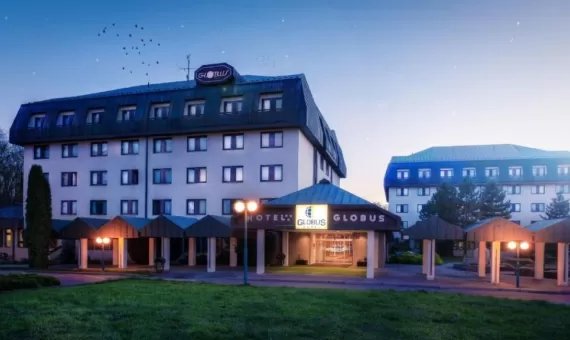 Hotel Globus 3*