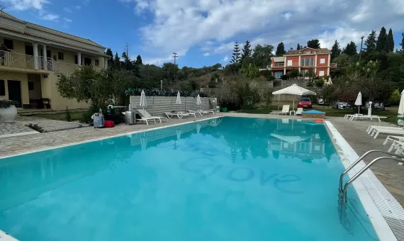 VILA MARILENA POOL