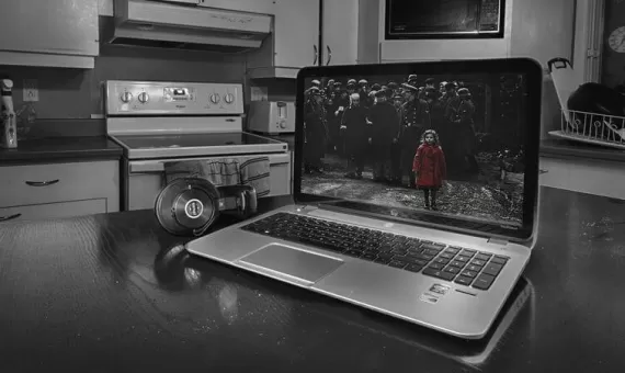 Film na laptopu