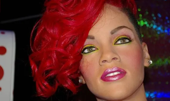 Rihanna voštana figura