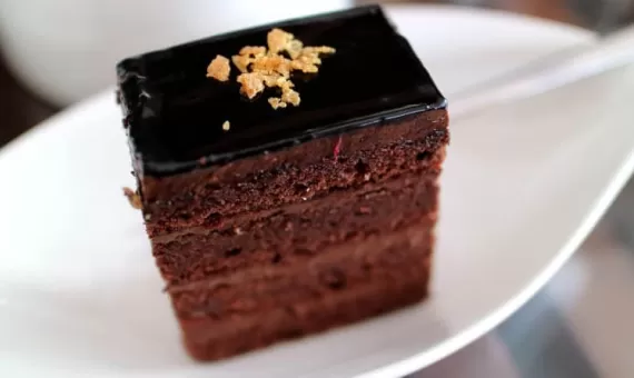saher torta