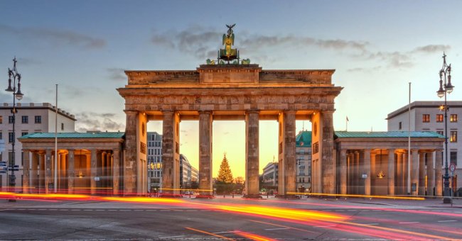 Brandenburška kapija Berlin u sumrak